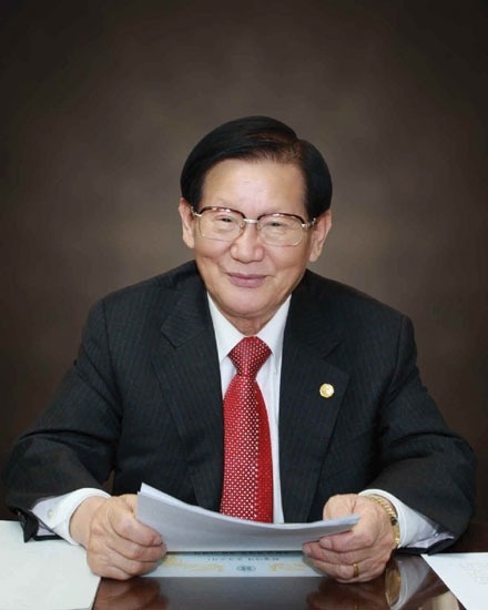 shinchonji_man-hee_lee.jpg